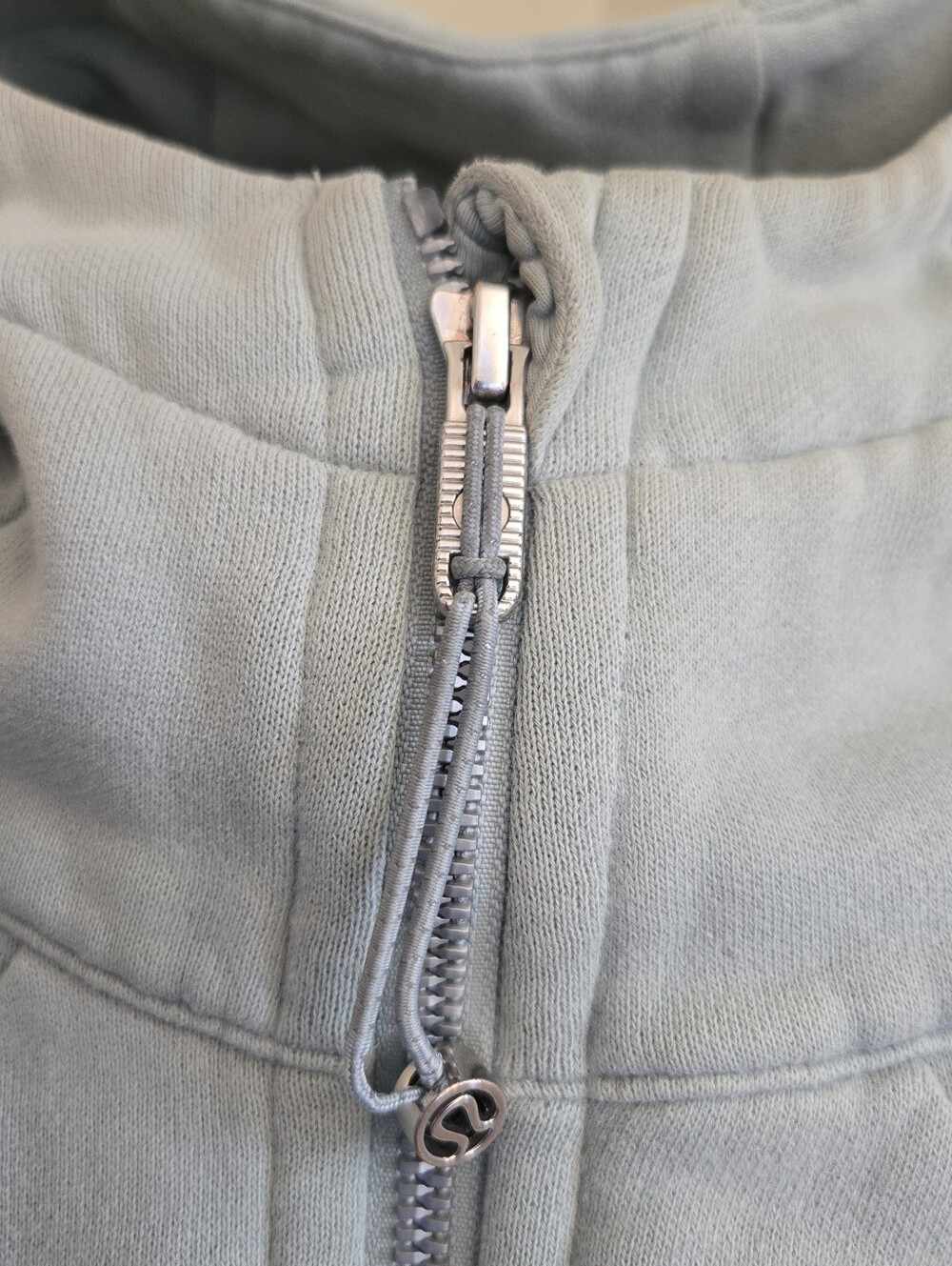 Lululemon Scuba Full Zip Hoodie Light Cotton Fleece Green Fern size 4 W4AWMS - Picture 5 of 8